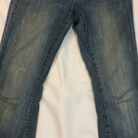Last Chance!! Seven7 Sexy Flare distressed jeans - Picture 4 of 7